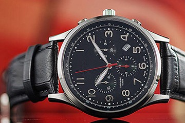 长沙江诗丹顿手表表盘磨损